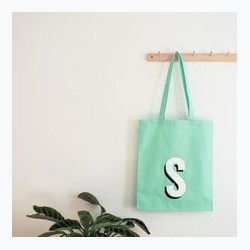 The Little Handcrafted Company logo