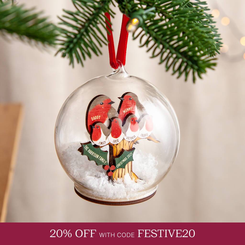 Personalised 3D Wooden Robin Family Bauble