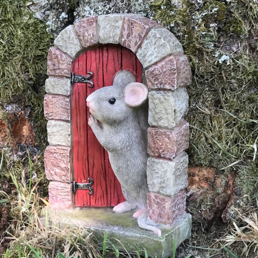Mouse Opening Red Door Fairy Garden Decoration With Bag