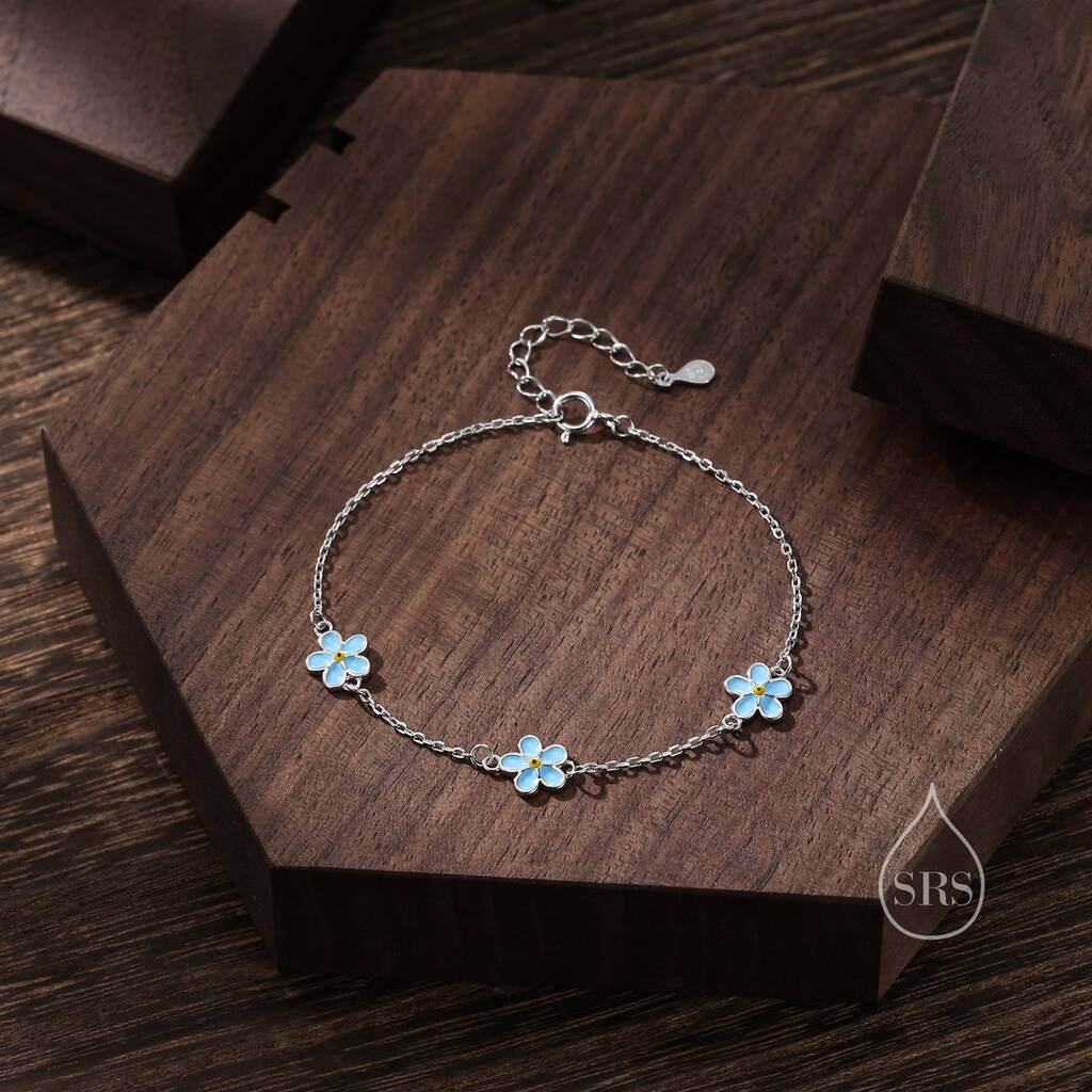 Enamel Forget Me Not Flower Motif Bracelet