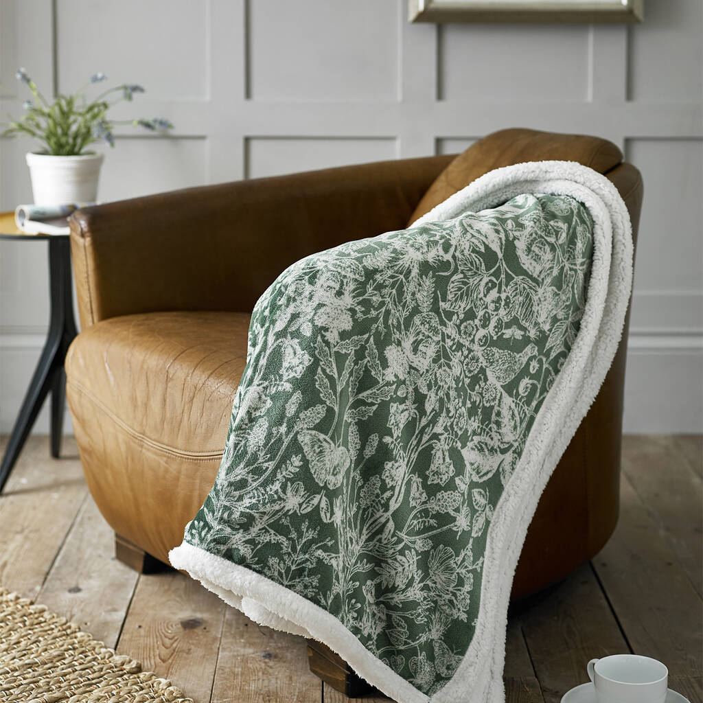 Luxury Sherpa Fleece Throw Secret Garden Green 41021026