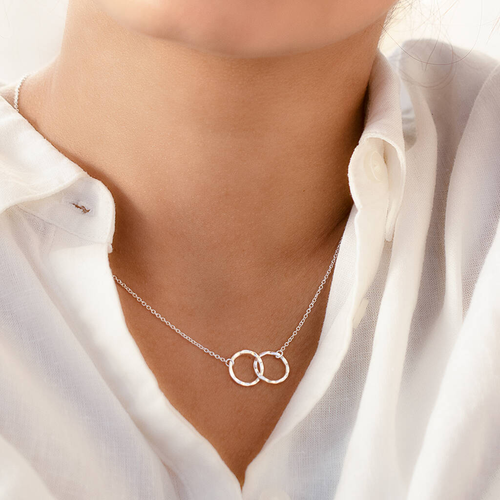 Sterling Silver Link Circle Necklace