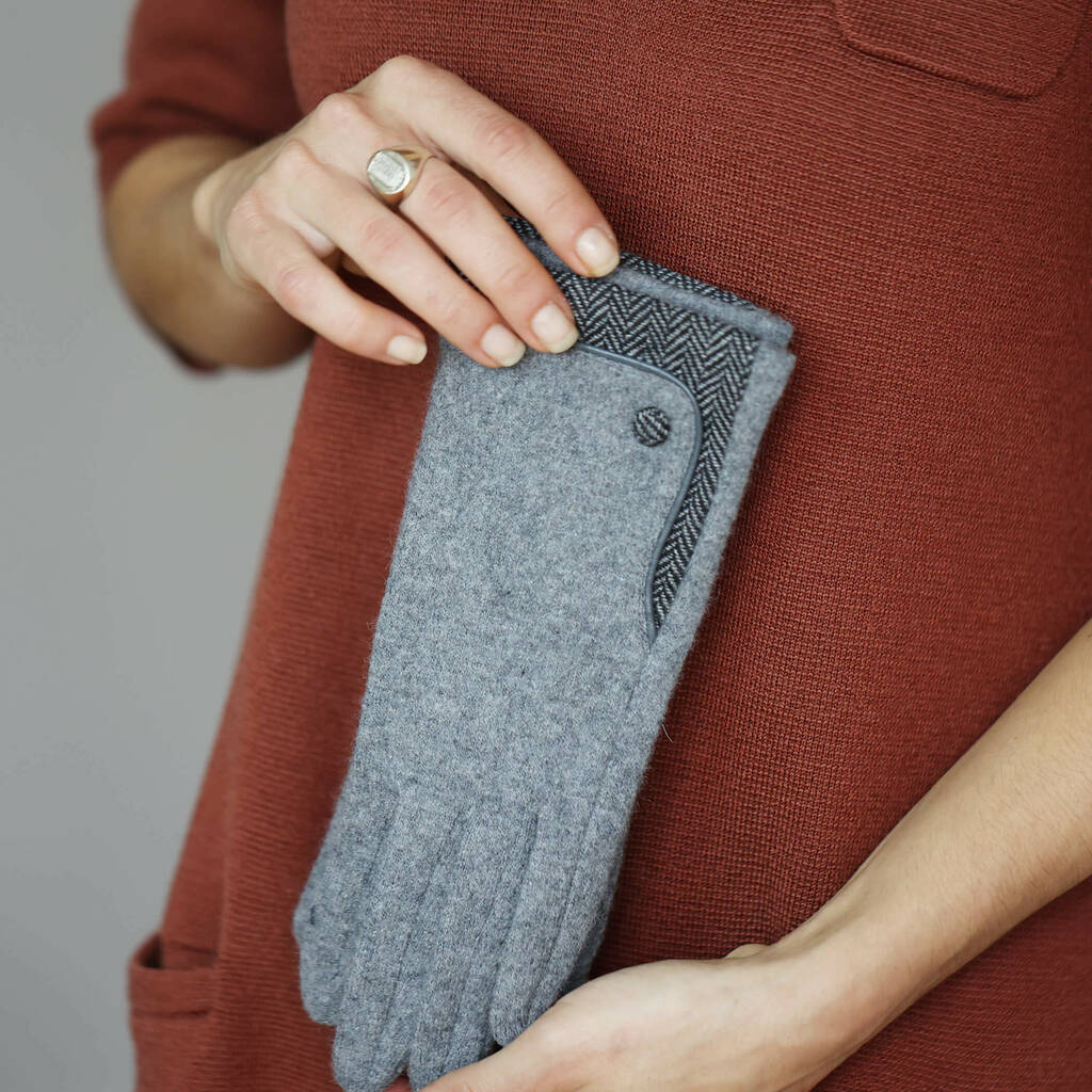 Merino Wool Touch Screen Gloves With Herringbone Cuff