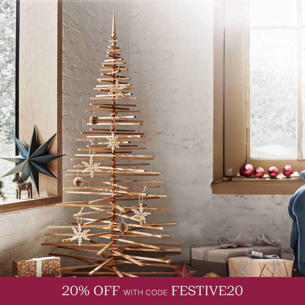 Alternative Oak Christmas Tree