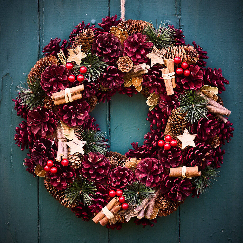 Deck The Halls Luxury Wreath