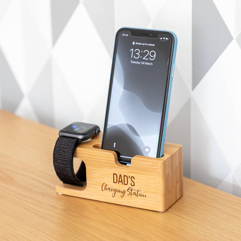 Personalised Charging Station iPhone And Apple Watch